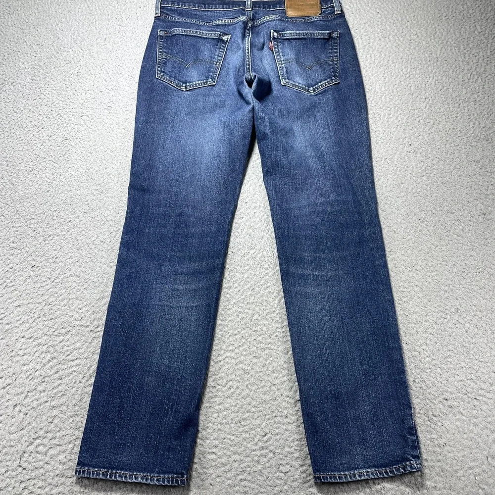 Levis structurally no